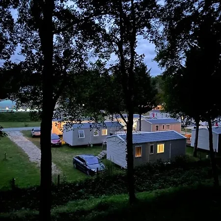 Kamp alanı 3 Etoiles - Piscine - Ccbfa0c