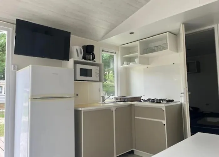 3 Etoiles - Piscine - Ccbfa0c 3* Saint-Mande-sur-Bredoire