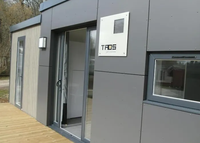 Camping 3 Etoiles - Piscine - Ccbfa0c 3*