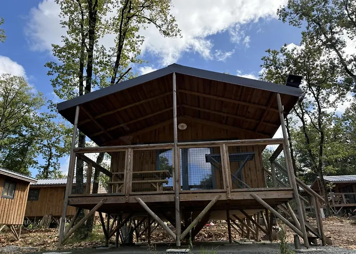 Camping 3 Etoiles - Piscine - Ccbfa0c 3*